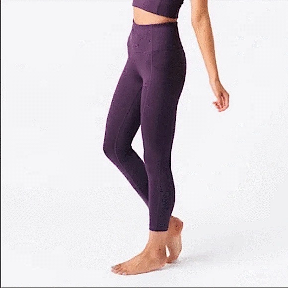 ZYIA Pants - Zyia Purple Pocket 7/8 Leggings Size Large